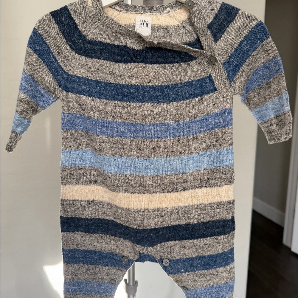 GAP Striped Knit Footie in Blue and Gray